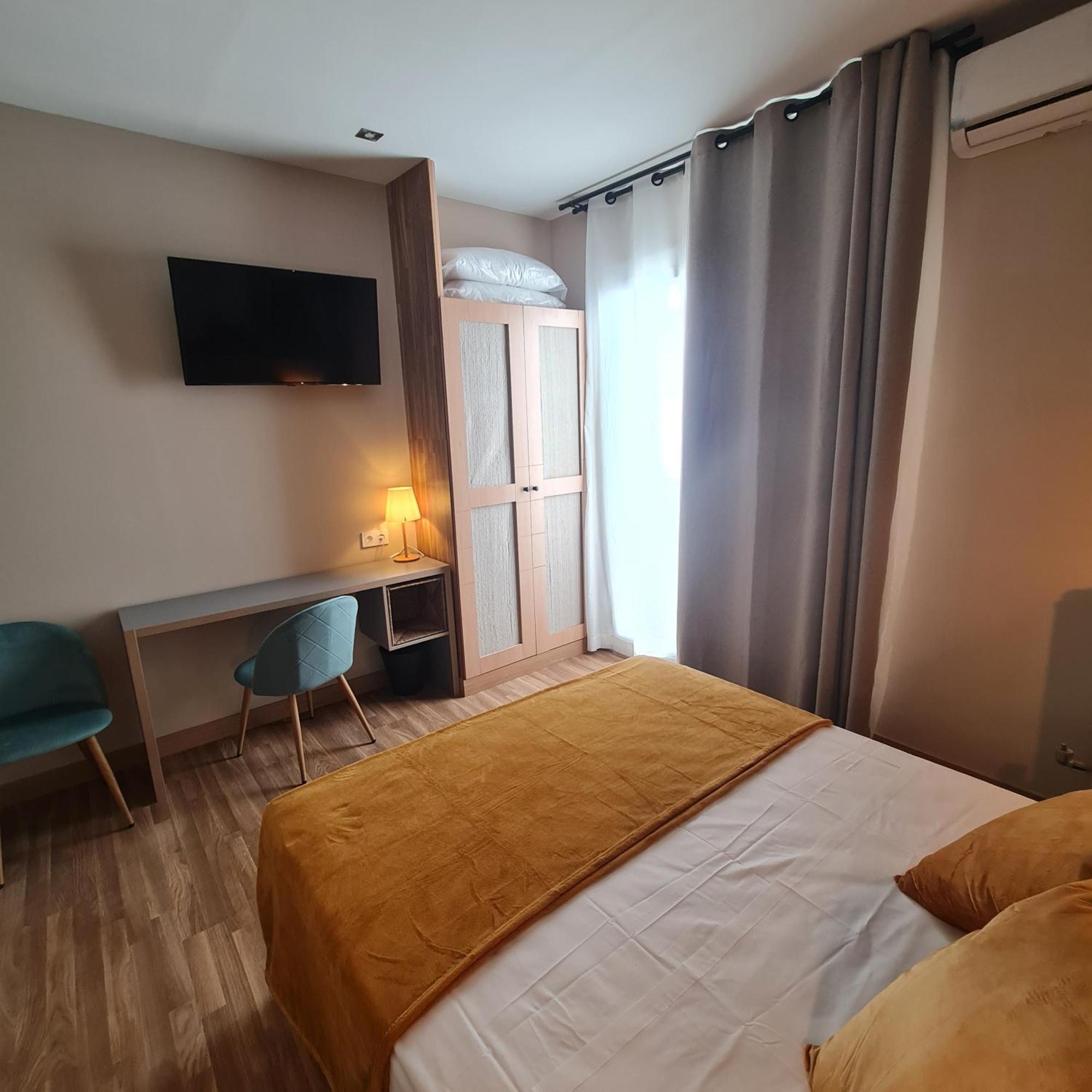 Luxury Green Hostal Madrid Gran Via Exterior photo